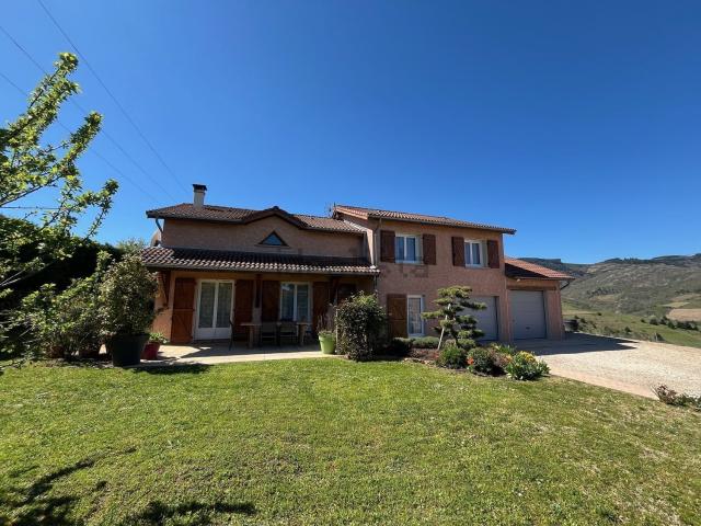 Maison, Vaux en Beaujolais