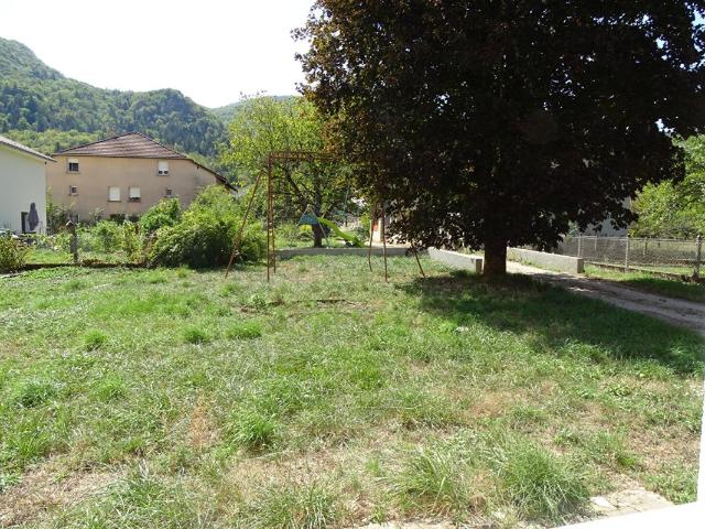 Maison Vaux Les St Claude 6 pièce s 185 m2 avec garage et terrain