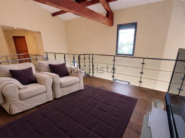 Maison, Val d&apos Oingt