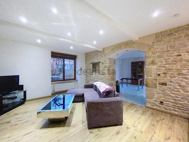 Maison, Val d&apos Oingt