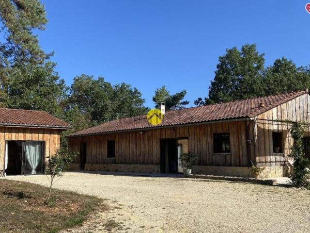 Maison, Val de Louyre et Caudeau