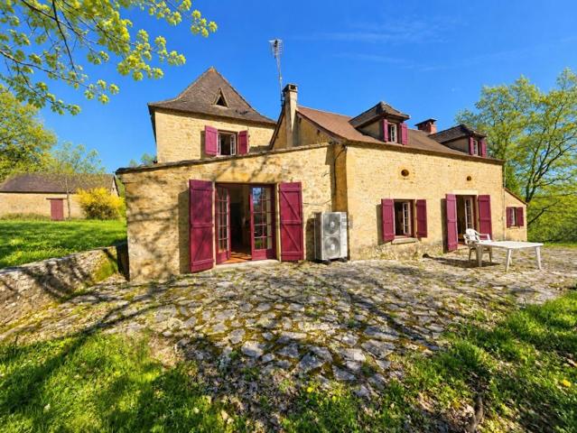 Maison, Val de Louyre et Caudeau