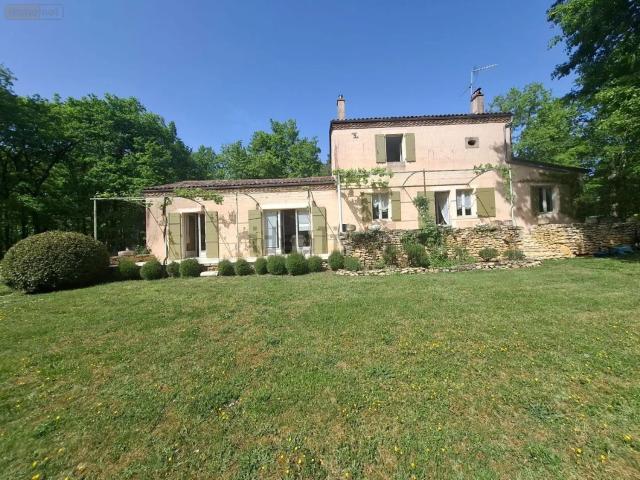 Maison, Val de Louyre et Caudeau