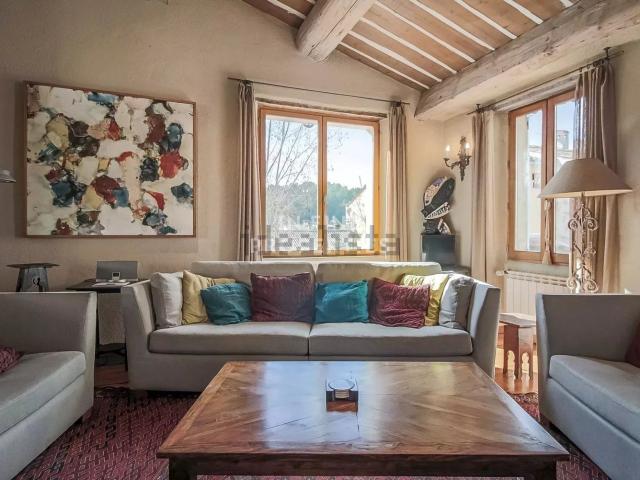 Maison, Valbonne