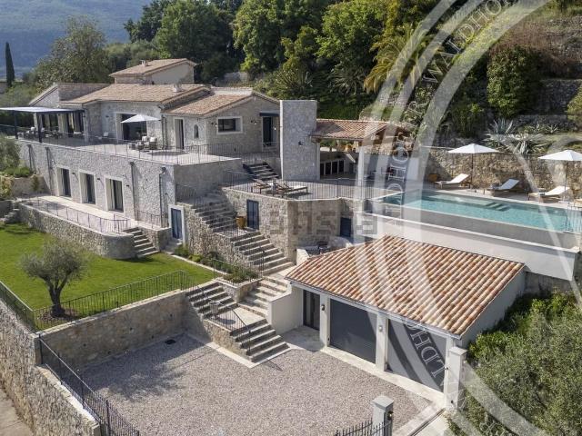 Maison, Valbonne