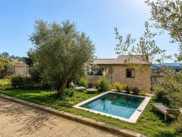 Maison, Valbonne