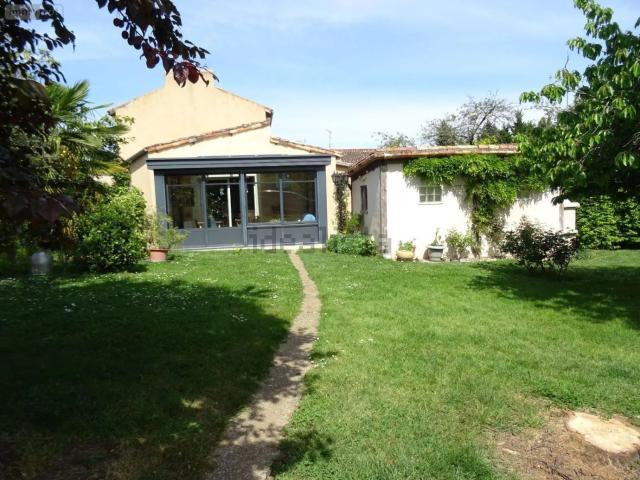 Maison, Valdivienne