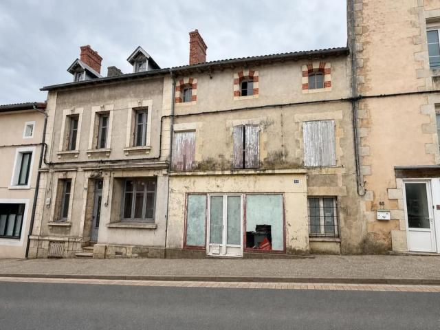 Maison, Valence en Poitou