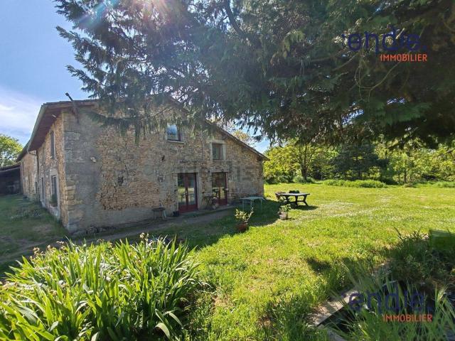 Maison, Valence en Poitou