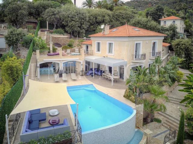 Maison, Vallauris