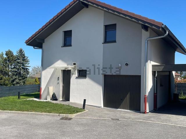 Maison, Valleiry
