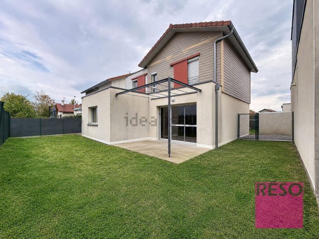 Maison, Valleiry