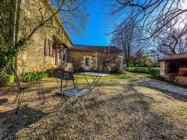 Maison, Vallereuil