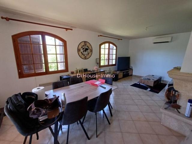 Maison, Valros