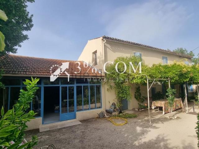 Maison, Valréas