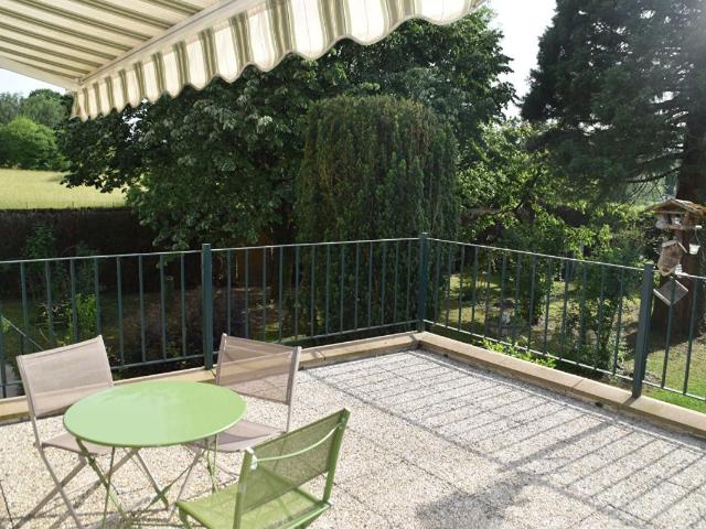 Maison Varennes En Argonne 10 pièce s 231 m2