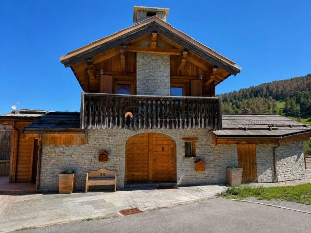 Maison, Vars