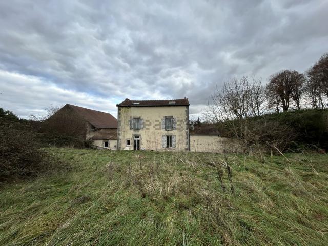 Maison, Varzy