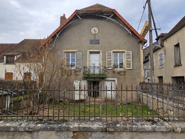 Maison, Varzy