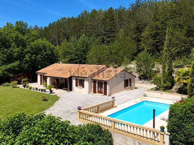 Maison, Veyrines de Domme