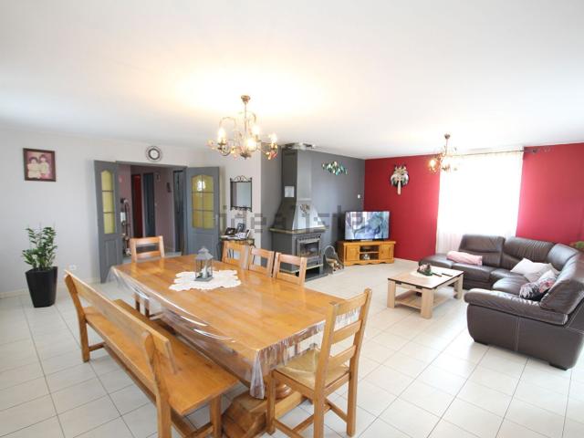 Maison, Velloreille lès Choye