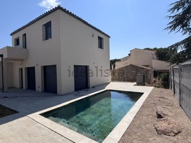 Maison, Vendres
