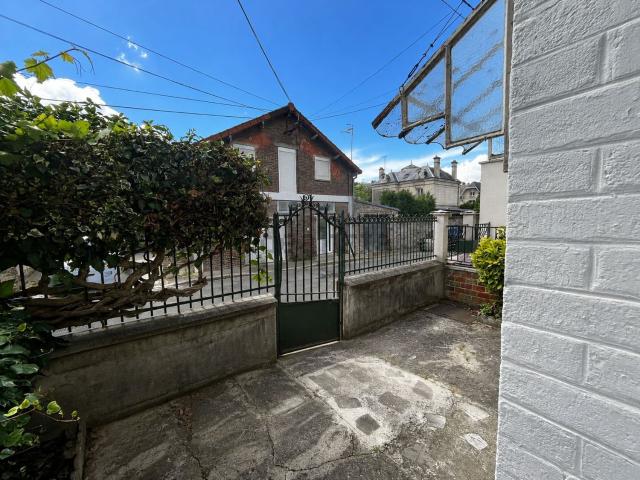 Maison, Venizel