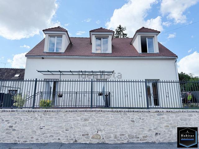 Maison, Ver sur Launette