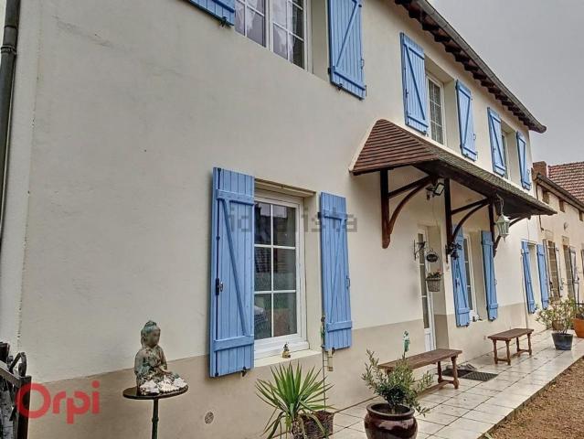Maison, Vernusse