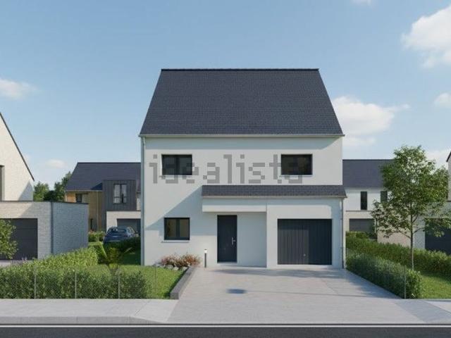 Maison, Verson