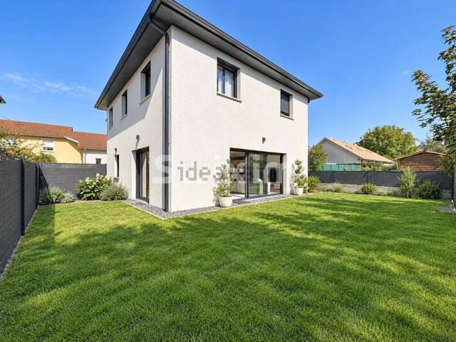 Maison, Versonnex