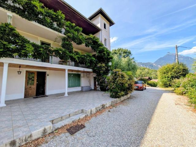 Maison, Verrens Arvey