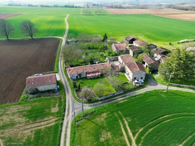 Maison, Verteuil sur Charente