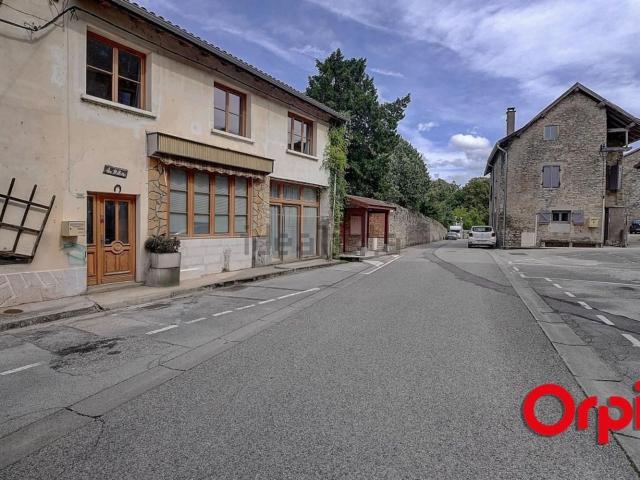 Maison, Vertrieu