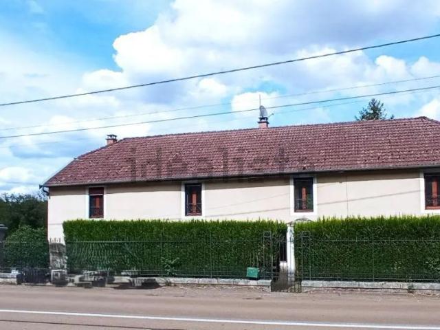Maison, Vesaignes sur Marne