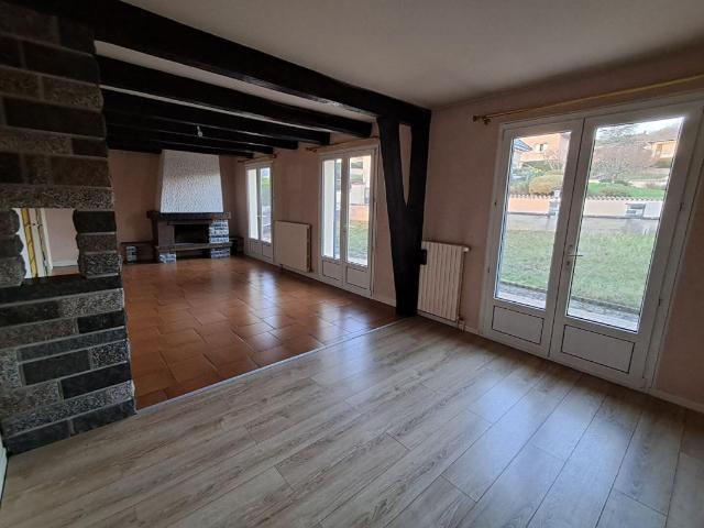 Maison Vesoul 8 pièces 132 m2 à 174 000 euros