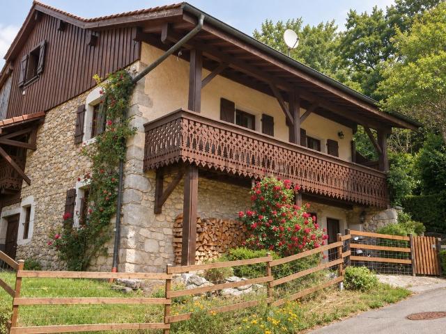 Maison, Viuz en Sallaz