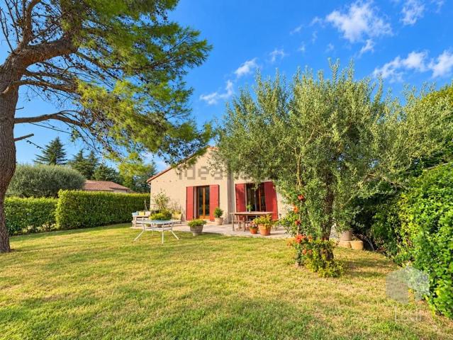 Maison, Viviers