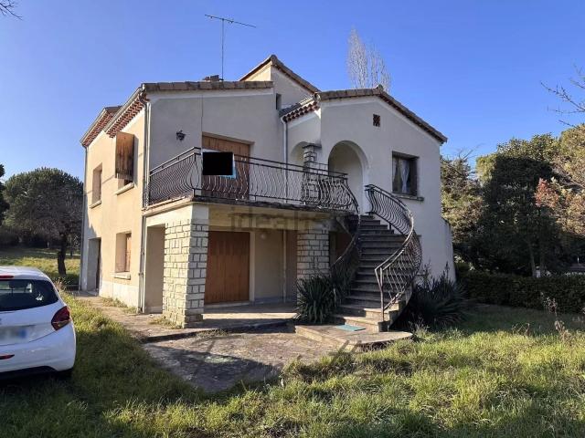 Maison, Viviers