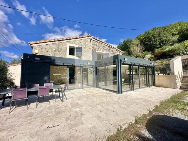 Maison, Viviers