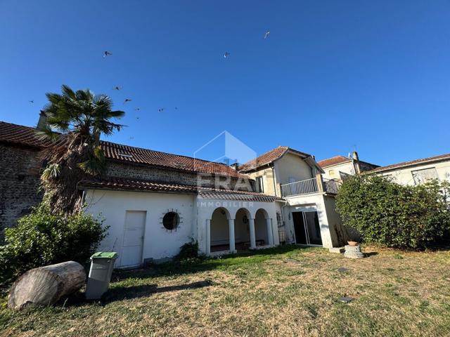Maison, Vic en Bigorre