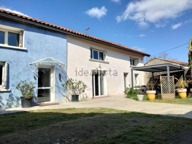 Maison, Vic en Bigorre