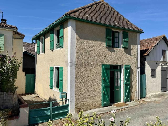 Maison, Viella