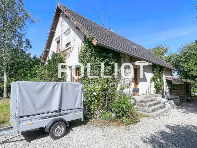 Maison, Vienne en Bessin