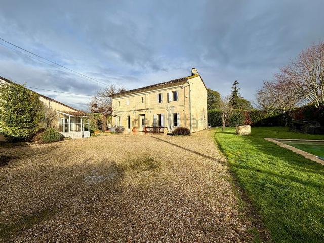 Maison, Vignonet