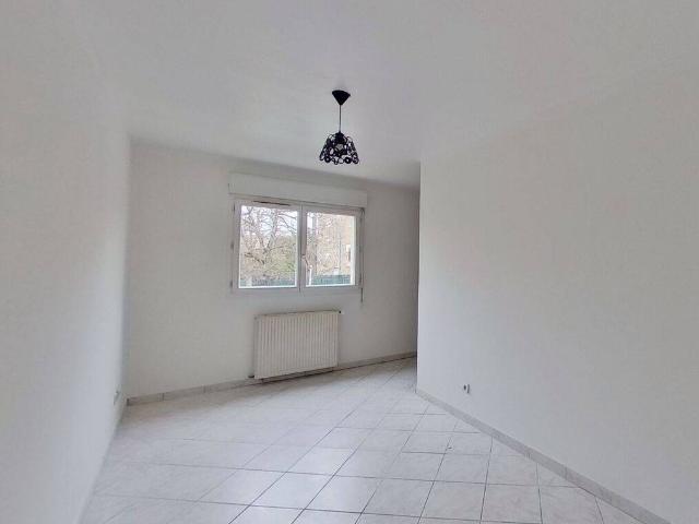 Maison Vigneux Sur Seine 13 pièces 215 m2