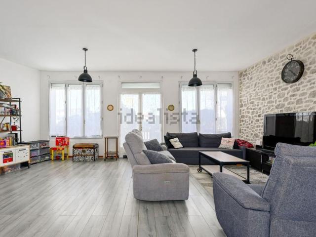 Maison, Vigneux sur Seine