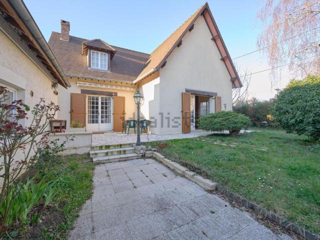 Maison, Vigneux sur Seine