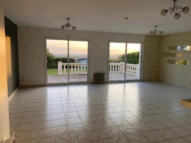 MAISON / VILLA