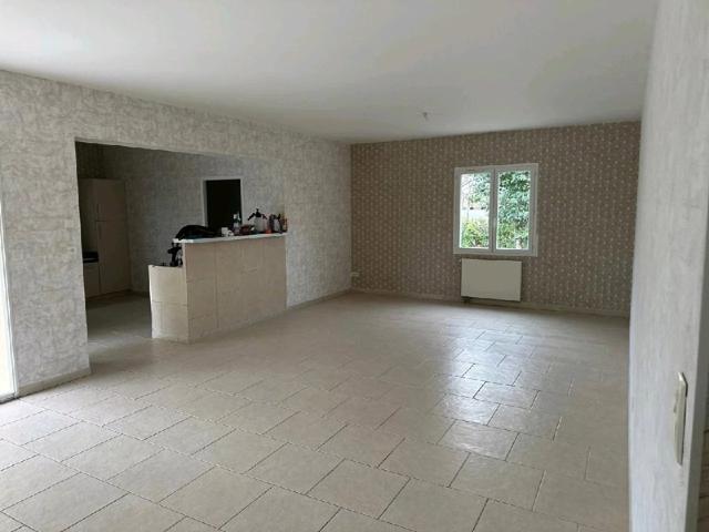 MAISON / VILLA